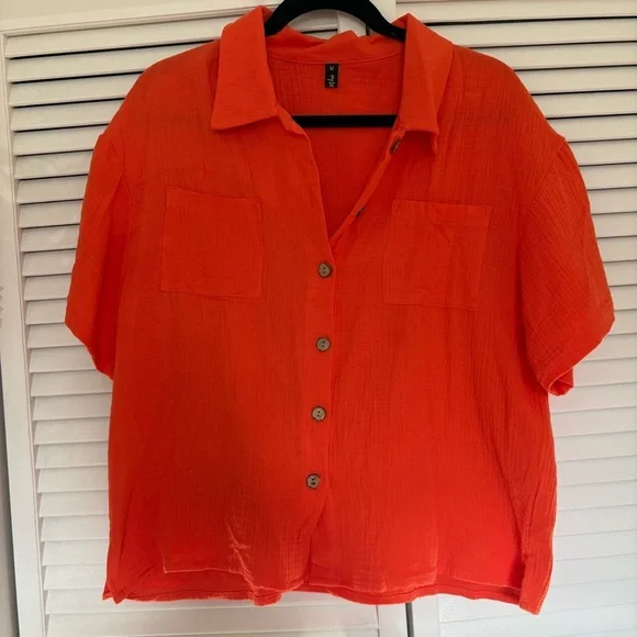 Bright Orange Button-Up Shirt and Shorts Set - Picture 3 of 6